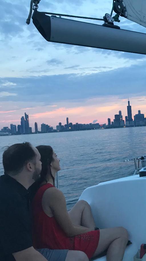Sail Chicago's Lakefront on a Yacht 