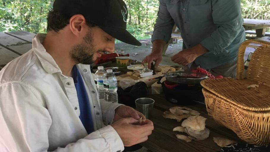 Mushroom foraging class