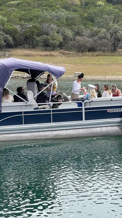 Boating- Lake Travis Tx Parties, Family, Individuals & More