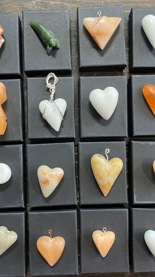 Intro to hand stone carving keepsakes