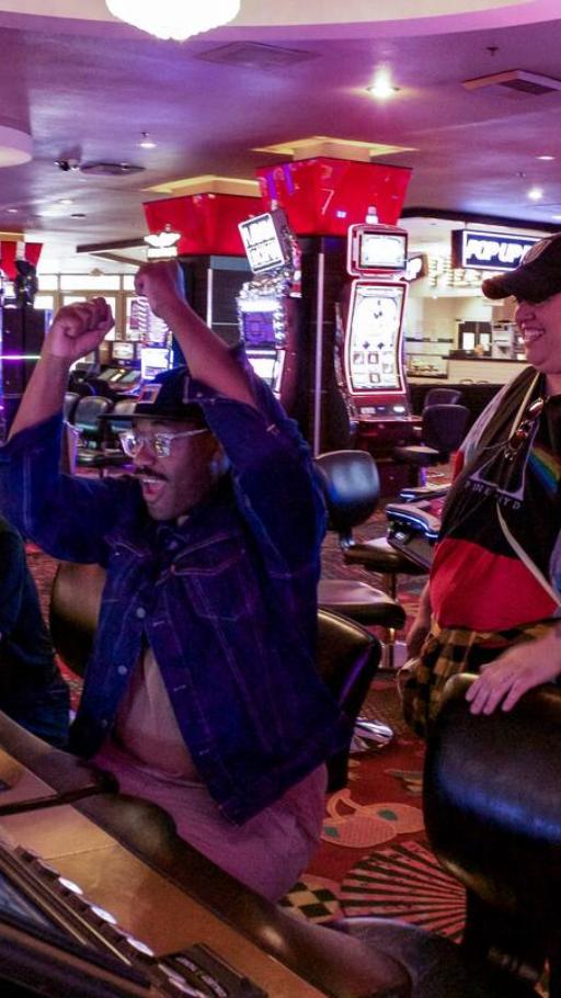 Gambling Lessons in Las Vegas - Learn to Play Like the Pros